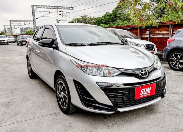 經典版✓原廠保固中✓九安✓一手車✓全車原鈑件✓循跡防滑✓ABS✓電動收折後視鏡✓里程保證✓可全貸!  第4張相片