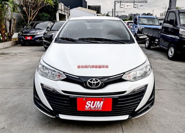 21/10出廠✓經典版✓只跑6.5萬✓全車原鈑件✓九安✓TCS✓ABS✓影音✓衛星導航✓倒車顯影✓里程保證✓  第5張相片