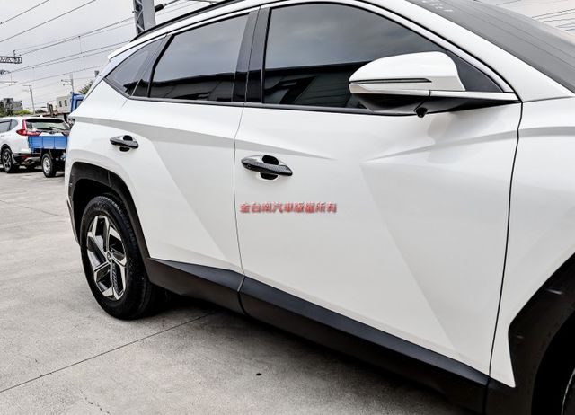 最高階GLT-B✓一手車✓全景天窗✓原廠保養✓電動尾門✓衛星導航✓車載系統✓電動椅✓環景✓iKEY✓  第7張相片