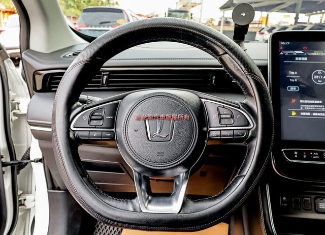 只跑9.2萬✓全車原鈑件✓定速✓HUD✓iKEY✓恆溫✓LED頭尾燈✓六安✓里程保證✓  第10張相片