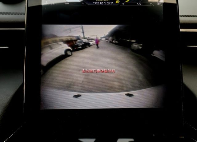 只跑9.2萬✓全車原鈑件✓定速✓HUD✓iKEY✓恆溫✓LED頭尾燈✓六安✓里程保證✓  第16張相片