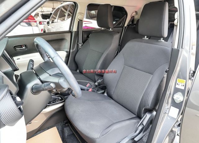 一手只跑4.6萬✓車況超好✓iKEY✓車載系統✓恆溫✓定速✓全車六安✓可全貸✓代步通勤好選擇✓  第9張相片