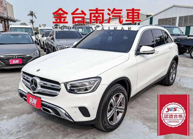 總代理✓一手只跑4.3萬✓原廠保養✓全車原板件✓雙記憶椅✓電動尾門✓環景✓LV2✓車載系統✓可全貸✓不用殺價就很便宜✓  第1張相片