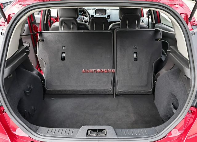 1.0渦輪✓只跑13.2萬✓iKEY✓恆溫✓全車四安✓可全貸✓通勤代步好選擇✓不用殺價就很便宜✓  第19張相片