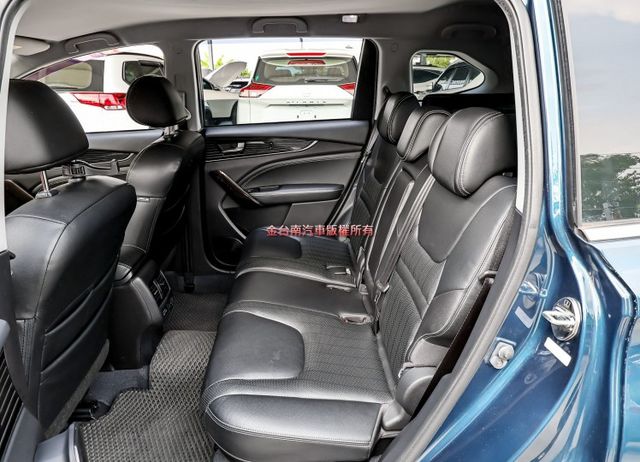 四輪剛換全胎✓輪椅活動坡道✓一手✓只跑4.3萬✓原鈑件✓ACC✓AEB✓車道偏離✓盲點✓HUD✓電動尾門✓環景✓可全貸✓  第10張相片