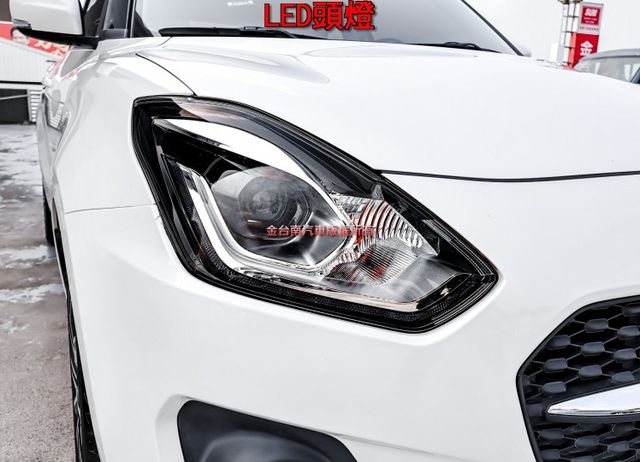 原裝進口都會小車✓一手只跑6.7萬✓全車原板件✓ACC✓AEB✓車道偏離✓恆溫✓倒車顯影✓可全貸✓不用殺價就很便宜✓  第5張相片