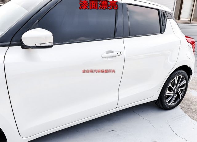 原裝進口都會小車✓一手只跑6.7萬✓全車原板件✓ACC✓AEB✓車道偏離✓恆溫✓倒車顯影✓可全貸✓不用殺價就很便宜✓  第6張相片