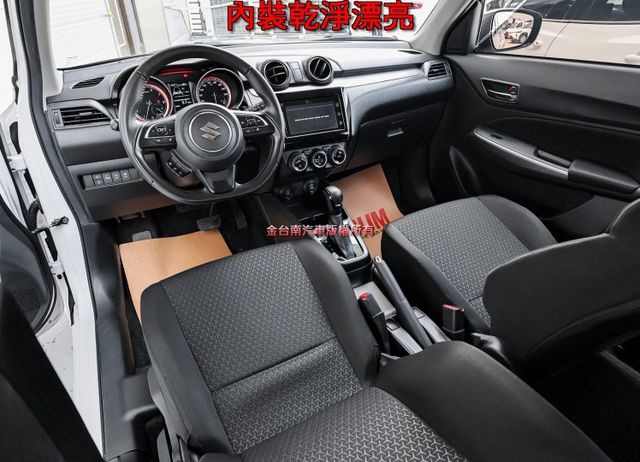 原裝進口都會小車✓一手只跑6.7萬✓全車原板件✓ACC✓AEB✓車道偏離✓恆溫✓倒車顯影✓可全貸✓不用殺價就很便宜✓  第10張相片