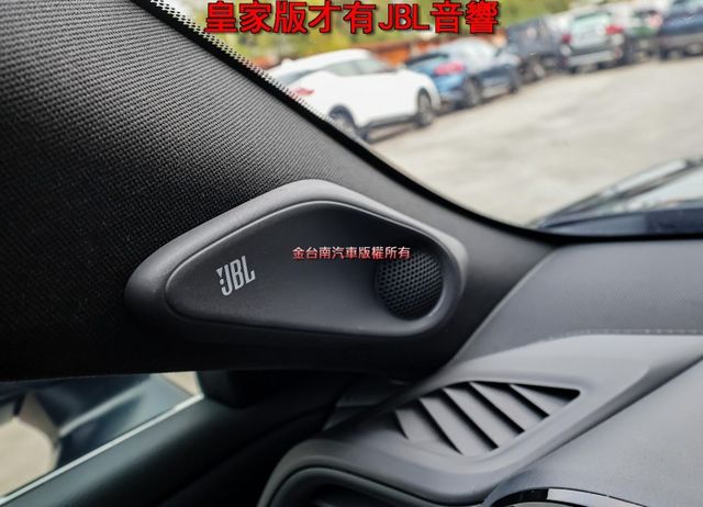 皇家版✓油電馬力348匹✓一手車✓全車包膜✓全景天窗✓記憶椅✓LV2安全系統✓JBL音響✓電動尾門✓21吋鋁圈✓可全貸✓  第12張相片