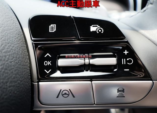 油電GLT-B✓25年式✓原廠試乘車✓原鈑件✓只跑5千✓LV2✓全景天窗✓車載系統✓iKEY✓電動椅✓電動尾門✓  第13張相片