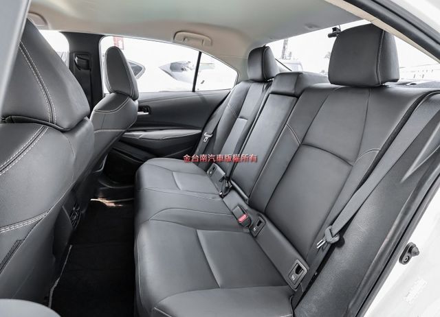 油電豪華版✓一手只跑3.5萬✓原廠保固中✓全車原板件✓ACC✓AEB✓車道維持✓車載系統✓倒車顯影✓恆溫✓可全貸✓  第9張相片