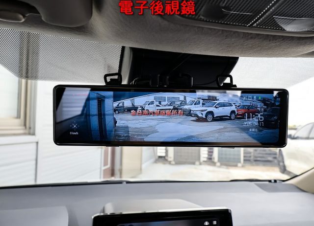 油電豪華版✓一手只跑3.5萬✓原廠保固中✓全車原板件✓ACC✓AEB✓車道維持✓車載系統✓倒車顯影✓恆溫✓可全貸✓  第15張相片