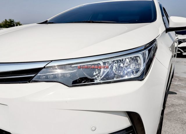 國民神車✓經典✓影音✓只跑12.7萬✓iKEY✓衛星導航✓定速✓恆溫✓ABS✓循跡防滑✓雙安✓原廠保養✓可全貸  第7張相片