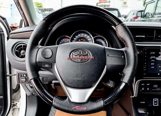 國民神車✓經典✓影音✓只跑12.7萬✓iKEY✓衛星導航✓定速✓恆溫✓ABS✓循跡防滑✓雙安✓原廠保養✓可全貸  第12張相片