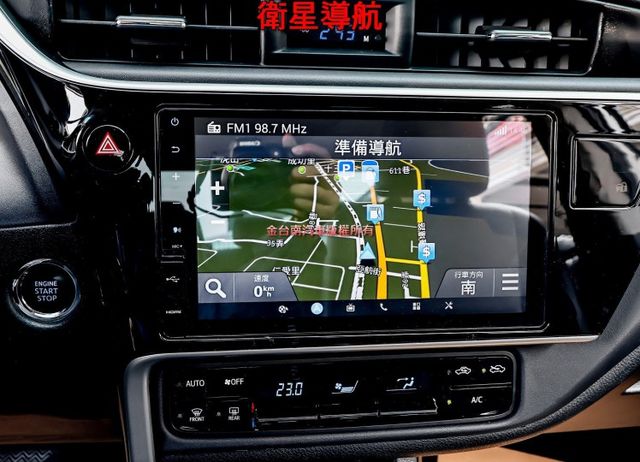 國民神車✓經典✓影音✓只跑12.7萬✓iKEY✓衛星導航✓定速✓恆溫✓ABS✓循跡防滑✓雙安✓原廠保養✓可全貸  第17張相片