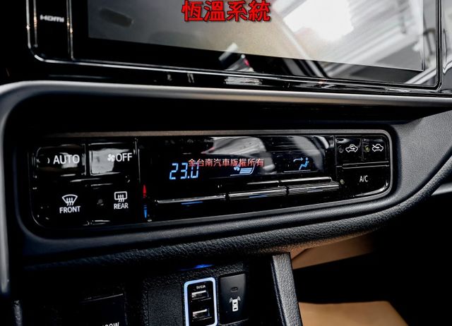 國民神車✓經典✓影音✓只跑12.7萬✓iKEY✓衛星導航✓定速✓恆溫✓ABS✓循跡防滑✓雙安✓原廠保養✓可全貸  第19張相片