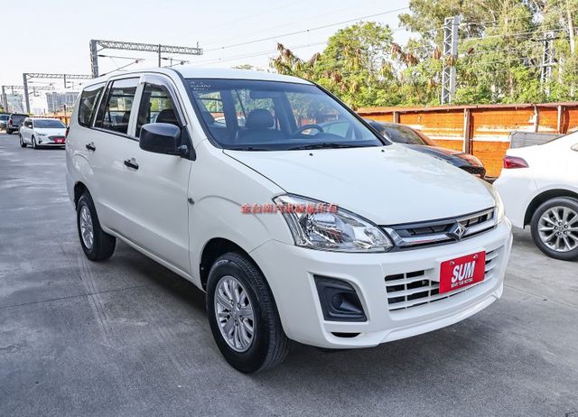 客貨兩用✓少跑里程保證✓車況超好✓升級鋁圈✓安卓機✓附全額發票✓可全貸✓不用殺價就很便宜✓  第4張相片