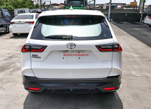 酷動影音特仕版✓一手車✓只跑2.5萬✓原鈑件✓原廠保養✓加裝環景✓原廠NAVI✓LV2✓車載系統✓iKEY✓可全貸✓  第3張相片