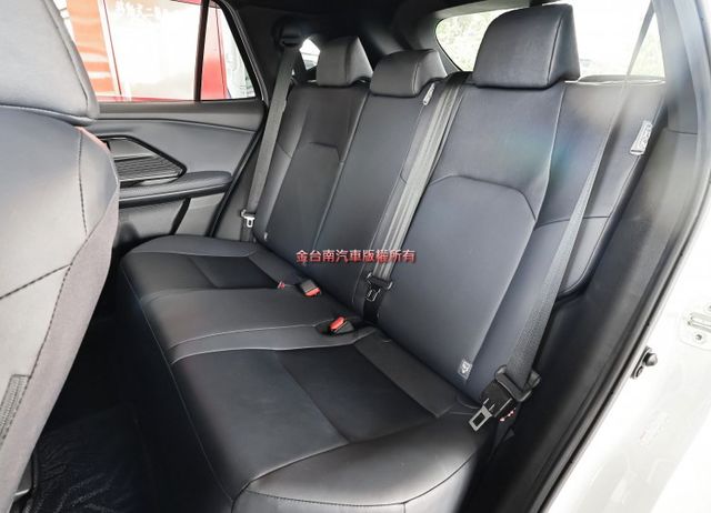 酷動影音特仕版✓一手車✓只跑2.5萬✓原鈑件✓原廠保養✓加裝環景✓原廠NAVI✓LV2✓車載系統✓iKEY✓可全貸✓  第10張相片