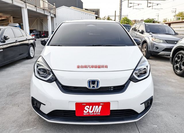 油電版✓只跑九千✓里程保證✓油耗平均26.9km/ltr✓倒車顯影✓LV2安全輔助✓車載系統✓恆溫✓可全貸✓  第4張相片