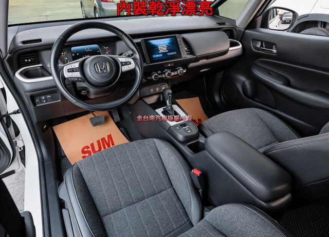 油電版✓只跑九千✓里程保證✓油耗平均26.9km/ltr✓倒車顯影✓LV2安全輔助✓車載系統✓恆溫✓可全貸✓  第10張相片