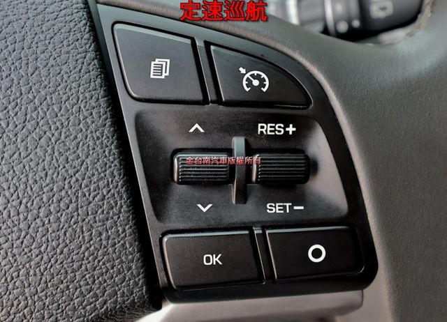 柴油4WD旗艦版✓全車原鈑件✓全景天窗✓電動椅✓電動尾門✓恆溫✓iKEY✓TCS✓ABS✓六安✓LED頭燈✓里程保證✓  第14張相片