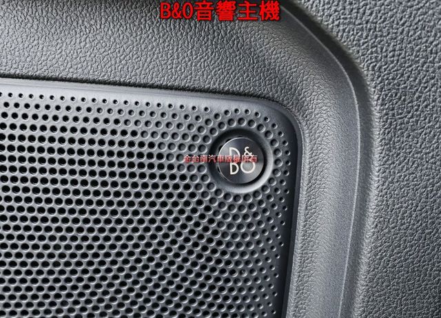 AWD ST-Line X✓一手只跑6.3萬✓250hp✓加裝多項改裝✓全景天窗✓電動椅✓LV2✓全車原板件✓可全貸✓  第11張相片