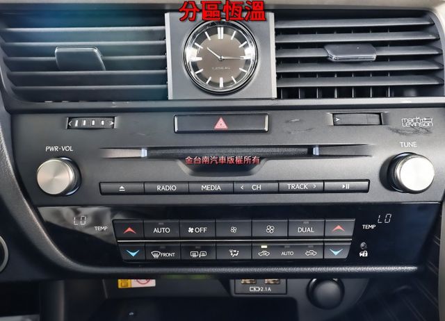 汽油旗艦版✓全景天窗✓雙記憶椅✓ML音響✓環景✓電動尾門✓LV2✓231匹馬力✓全車原板件✓可全貸✓不用殺價就很便宜✓  第19張相片