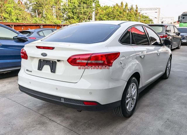 時尚型✓只跑4.5萬✓全車原鈑件✓定速✓全車雙安✓可全貸✓通勤代步好選擇✓不用殺價就很便宜✓  第4張相片