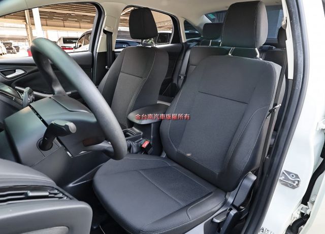 時尚型✓只跑4.5萬✓全車原鈑件✓定速✓全車雙安✓可全貸✓通勤代步好選擇✓不用殺價就很便宜✓  第11張相片