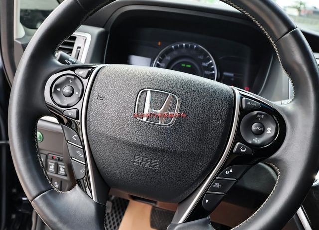 Apex七人座✓只跑4.8萬✓車況超好✓雙電動側滑門✓ACC✓AEB✓車道偏離✓環景✓天窗✓電動椅✓可全貸✓  第15張相片