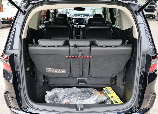 Apex七人座✓只跑4.8萬✓車況超好✓雙電動側滑門✓ACC✓AEB✓車道偏離✓環景✓天窗✓電動椅✓可全貸✓  第20張相片