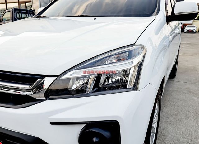 精緻版✓定速✓後座冷氣出風口✓循跡防滑✓ABS✓雙安✓電動收折後視鏡✓附全額發票✓  第7張相片