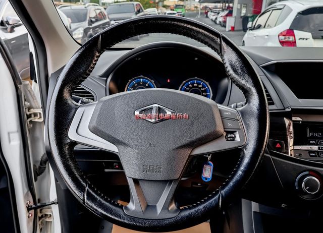 精緻版✓定速✓後座冷氣出風口✓循跡防滑✓ABS✓雙安✓電動收折後視鏡✓附全額發票✓  第14張相片