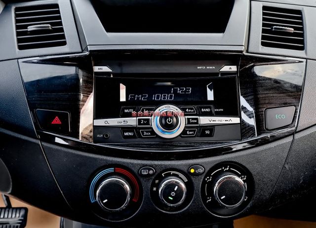 精緻版✓定速✓後座冷氣出風口✓循跡防滑✓ABS✓雙安✓電動收折後視鏡✓附全額發票✓  第18張相片