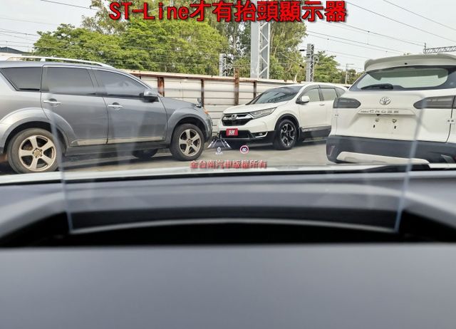 ST-line✓一手車只跑兩萬✓全車原板件✓182匹馬力✓LV2安全輔助✓NAVI✓B&O音響✓車載系統✓可全貸✓  第13張相片