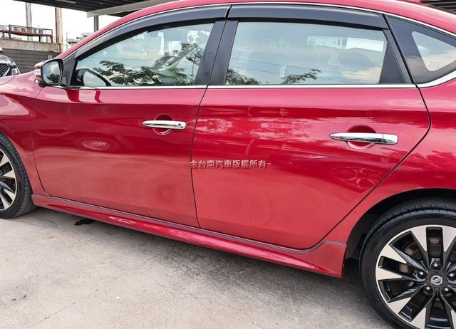 尊爵版✓一手車況優✓天窗✓空力套件✓iKEY✓定速✓盲點✓恆溫✓全車六安✓里程保證✓可全貸✓不用殺價就很便宜✓  第6張相片