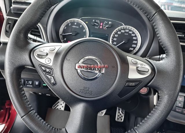 尊爵版✓一手車況優✓天窗✓空力套件✓iKEY✓定速✓盲點✓恆溫✓全車六安✓里程保證✓可全貸✓不用殺價就很便宜✓  第13張相片