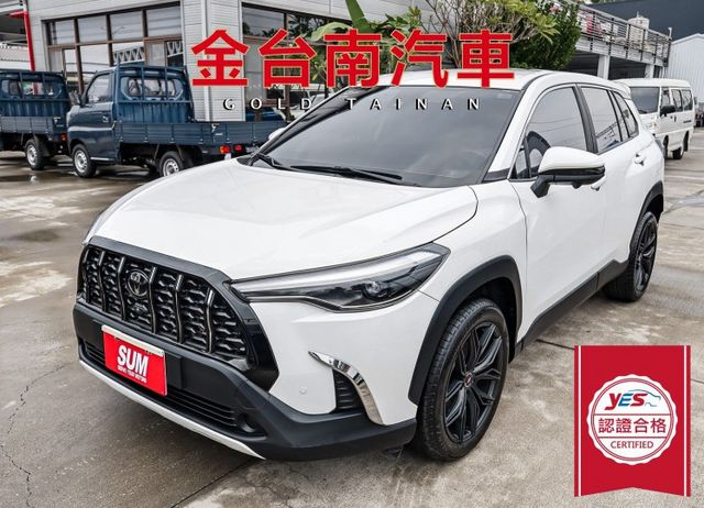 尊爵版✓22年式22年領牌✓一手只跑4萬✓原廠保養✓全車原板件✓數位儀表板✓LV2✓盲點✓環景✓電動尾門✓可全貸✓  第1張相片