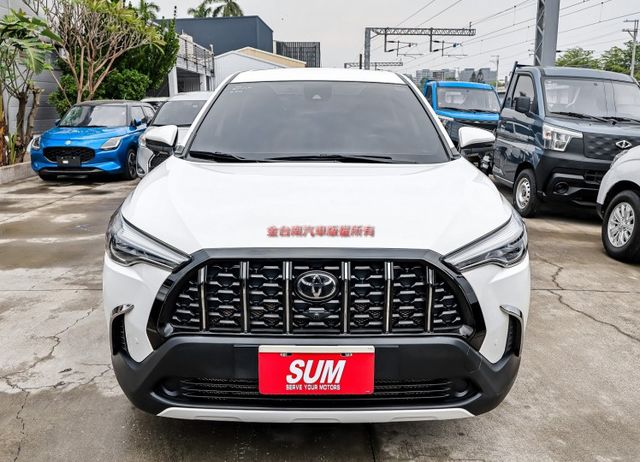 尊爵版✓22年式22年領牌✓一手只跑4萬✓原廠保養✓全車原板件✓數位儀表板✓LV2✓盲點✓環景✓電動尾門✓可全貸✓  第4張相片