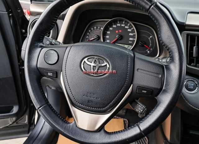 市面少有2.5E版✓只跑5.2萬✓四輪全新✓全車原板件✓天窗✓電動椅✓iKEY✓NAVI✓倒車顯影✓可全貸✓  第12張相片