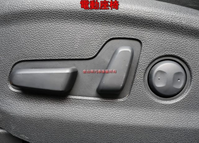 小改款✓豪華版✓一手少跑✓里程保證✓原廠保養✓車況超好✓電動椅✓ACC✓車道維持✓車載系統✓iKEY✓六安✓可全貸✓  第11張相片