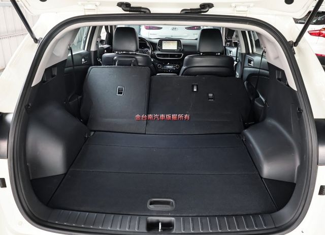 小改款✓豪華版✓一手少跑✓里程保證✓原廠保養✓車況超好✓電動椅✓ACC✓車道維持✓車載系統✓iKEY✓六安✓可全貸✓  第19張相片