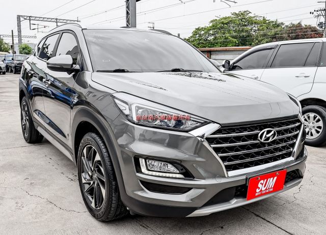 1.6渦輪✓小改款✓領袖版✓ACC✓AEB✓車道偏離✓一手✓電動椅✓盲點✓衛星導航✓iKEY✓電動尾門✓可全貸✓  第4張相片