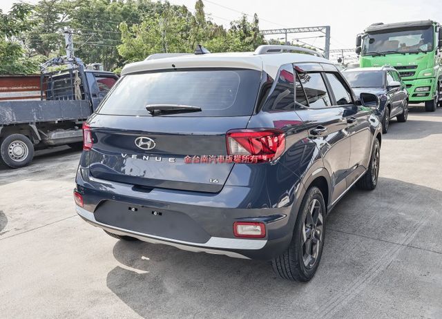 GLB版✓一手車✓只跑1.8萬✓原鈑件✓原廠保養✓AEB✓車道維持✓車載系統✓iKEY✓恆溫✓六安✓可全貸✓  第2張相片