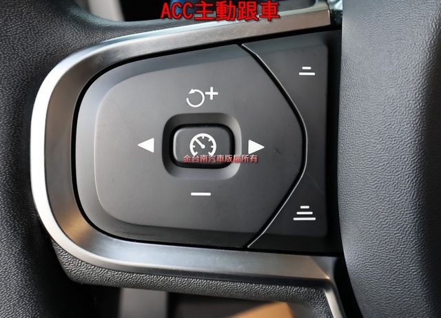 T8插電式油電✓25年領牌✓一手只跑2.1萬✓滿電續航80KM✓455匹馬力✓AWD✓雙電動椅✓LV2✓原板件✓可全貸✓  第13張相片