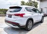 新車196萬✓GLTH-D六人座✓4WD✓一手只跑4.9萬✓全車原板件✓全景天窗✓雙電動椅✓230匹馬力✓LV2✓  第2張縮圖