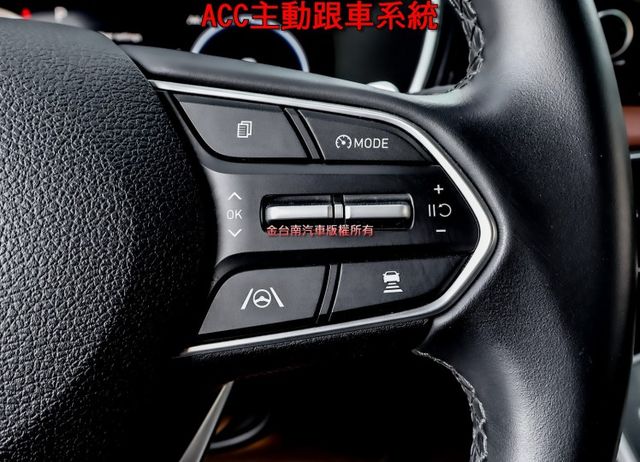 柴油七人座✓最高階GLD-C✓4WD✓只跑5.3萬✓原鈑件✓原廠保養✓全景天窗✓記憶椅✓LV2✓雙冷熱通風椅✓電動尾門✓  第13張相片