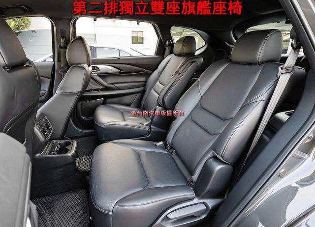 六人座Premium SE✓只跑2.6萬✓全車原板件✓雙電動椅✓BOSE音響✓230匹馬力✓LV2✓車載系統✓可全貸✓  第9張相片
