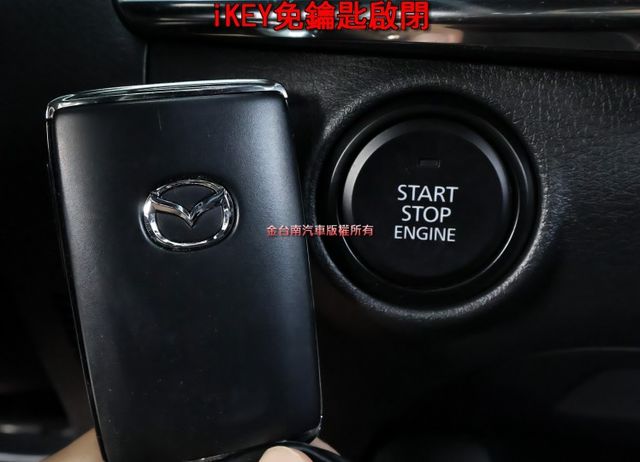 五門旗艦進化型✓一手只跑2.9萬✓車況優✓記憶椅✓BOSE音響✓LV2✓衛星導航✓環景✓車載系統✓HUD✓可全貸✓  第16張相片